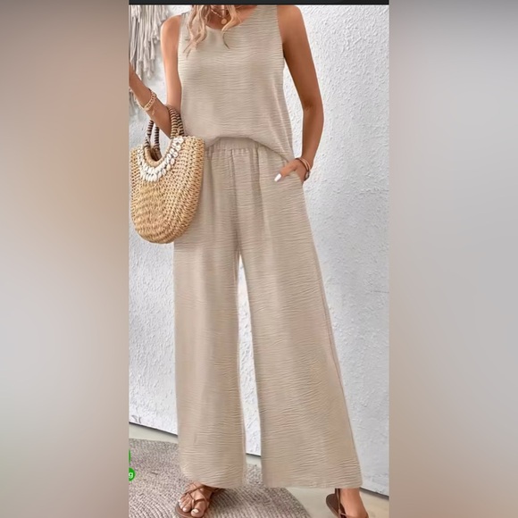 Light and Airy, Cream Sleeveless Top and Pants Set Size M NWOT Never Worn - Picture 2 of 8
